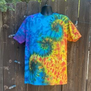 Unisex tie dye t-shirt handmade wave style